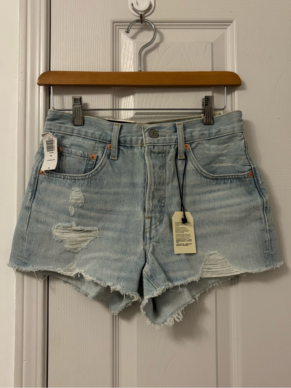 NWT Levi's 501 Light Blue Denim Jean Shorts